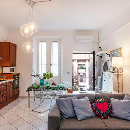 Gioia Home: A Due Passi Dalla Stazione E Con Posto Auto * Milão