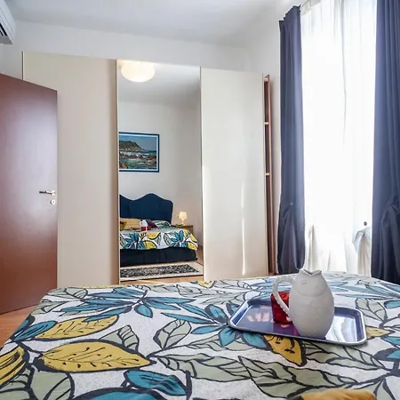 Gioia Home: A Due Passi Dalla Stazione E Con Posto Auto Appartement Milaan